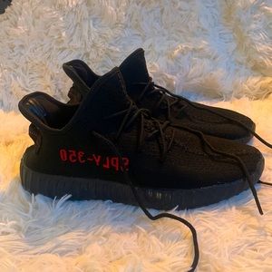 Adidas Yeezy Boost 350 V2 Black/Red